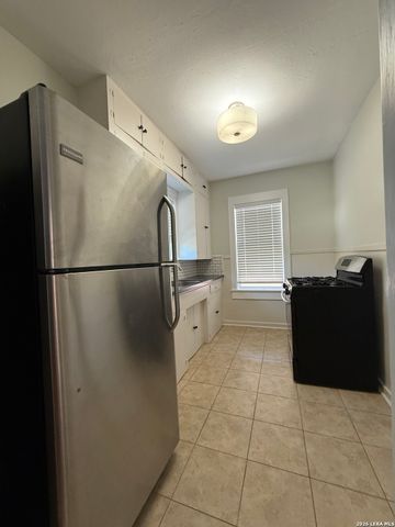 6713 Broadway, San Antonio, TX 78209