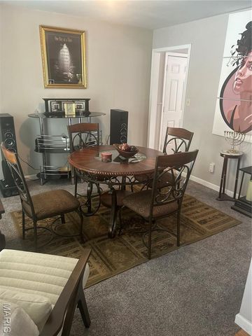 6805 Trois Court, Florissant, MO 63033