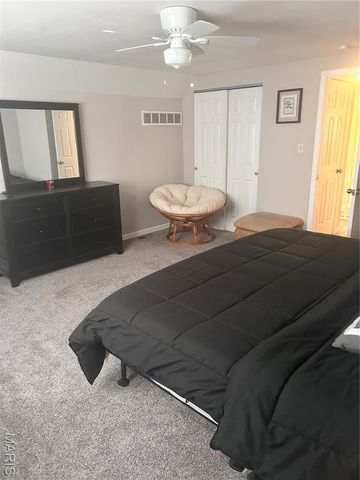 6805 Trois Court, Florissant, MO 63033