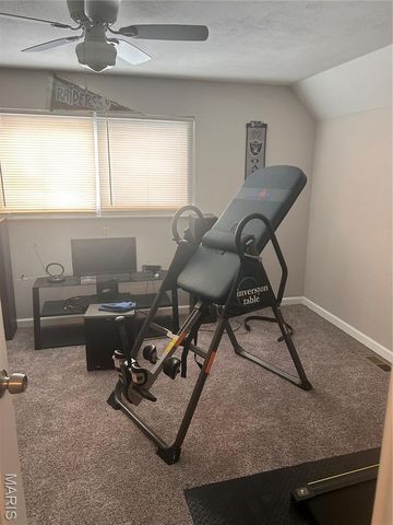 6805 Trois Court, Florissant, MO 63033