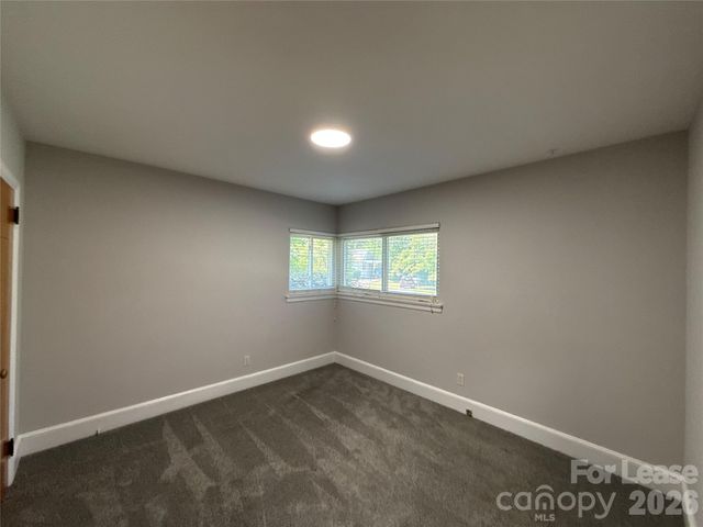 932 Hickory Nut Street, Charlotte, NC 28205