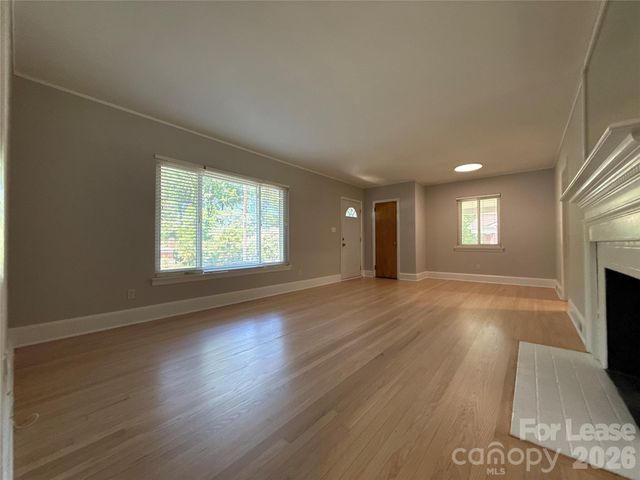 932 Hickory Nut Street, Charlotte, NC 28205