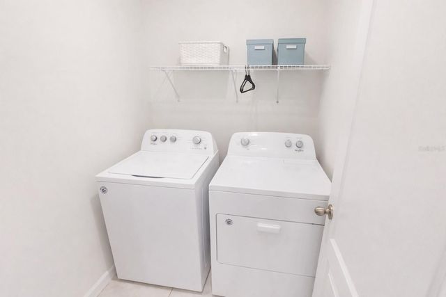 452 BURNHAM CIRCLE, Auburndale, FL 33823