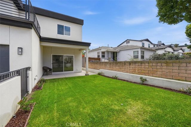 24226 Ocean Avenue, Torrance, CA 90505