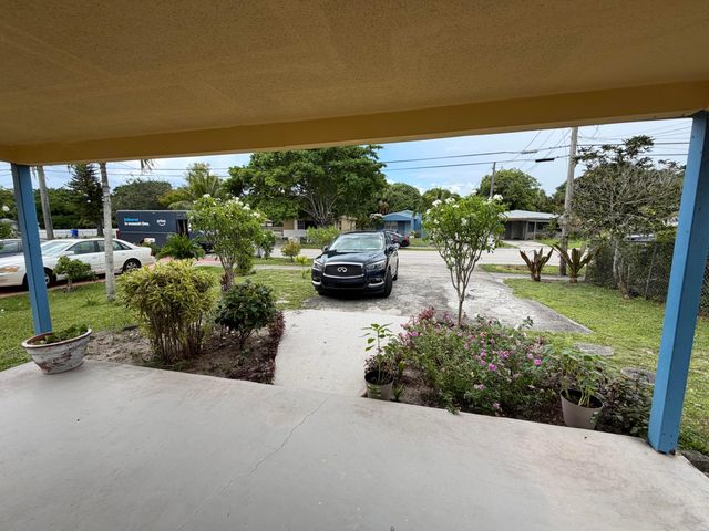 408 NW 16TH Avenue, Pompano Beach, FL 33069