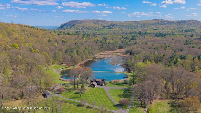 81 Union Center Road, Ulster Park, NY 12487