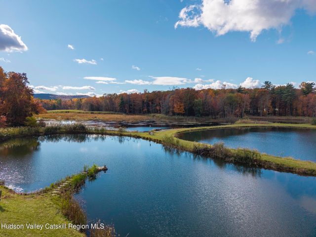 81 Union Center Road, Ulster Park, NY 12487