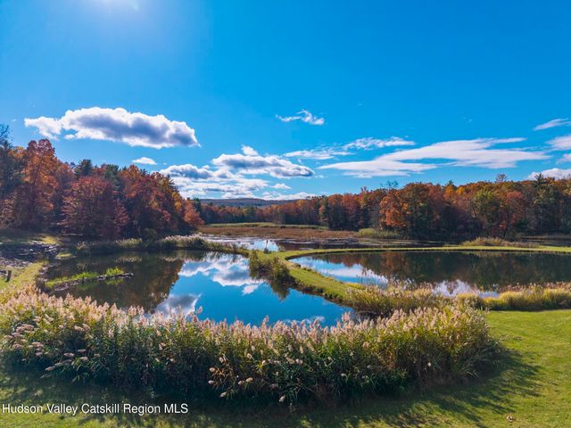 81 Union Center Road, Ulster Park, NY 12487