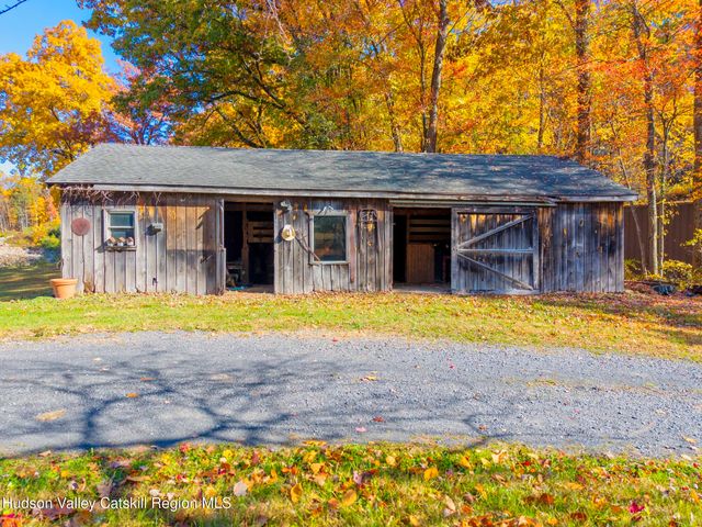 81 Union Center Road, Ulster Park, NY 12487