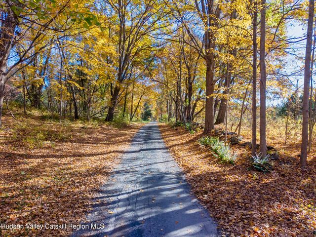 81 Union Center Road, Ulster Park, NY 12487