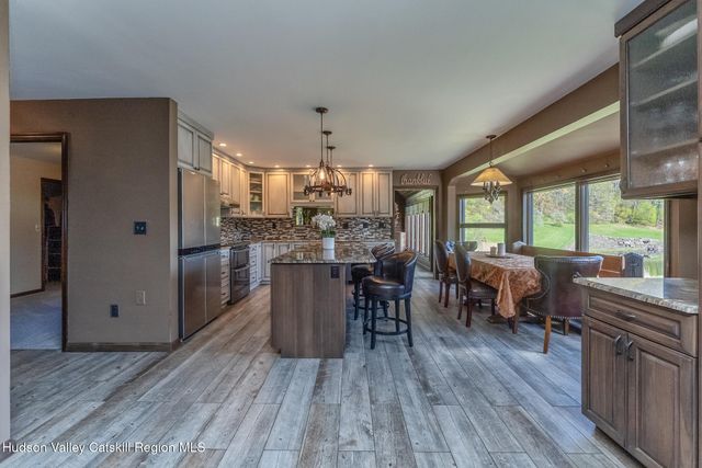 81 Union Center Road, Ulster Park, NY 12487