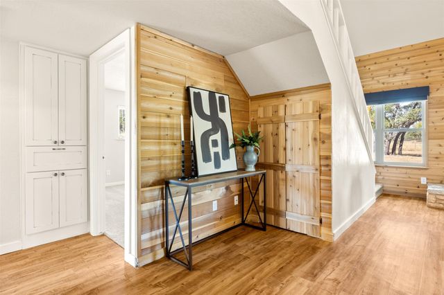 1910 Walsh DR, Round Rock, TX 78681