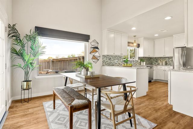 1910 Walsh DR, Round Rock, TX 78681