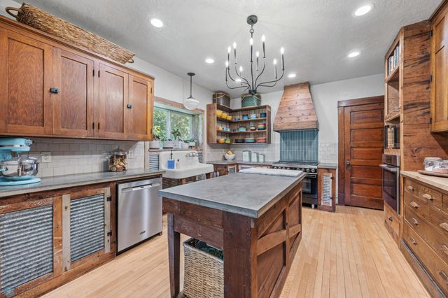 11552 110th Street S, Sabin, MN 56580