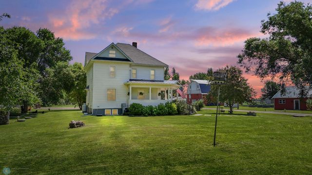 11552 110th Street S, Sabin, MN 56580