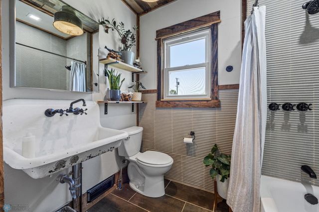 11552 110th Street S, Sabin, MN 56580