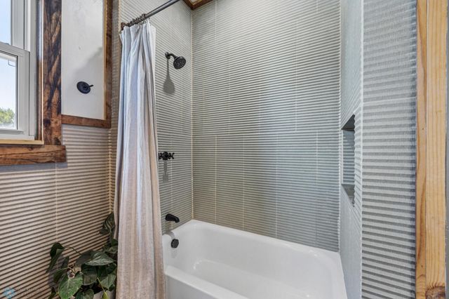 11552 110th Street S, Sabin, MN 56580