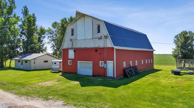 11552 110th Street S, Sabin, MN 56580