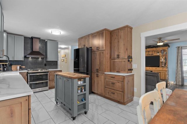 200 FOX FIRE DRIVE, Oshkosh, WI 54904