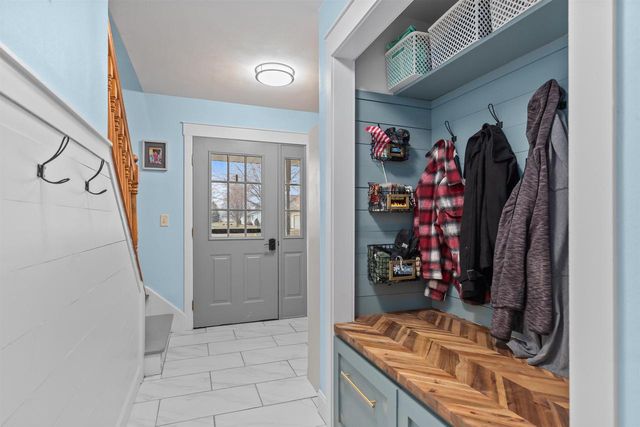 200 FOX FIRE DRIVE, Oshkosh, WI 54904