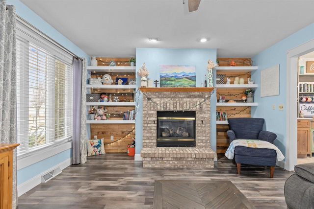 200 FOX FIRE DRIVE, Oshkosh, WI 54904