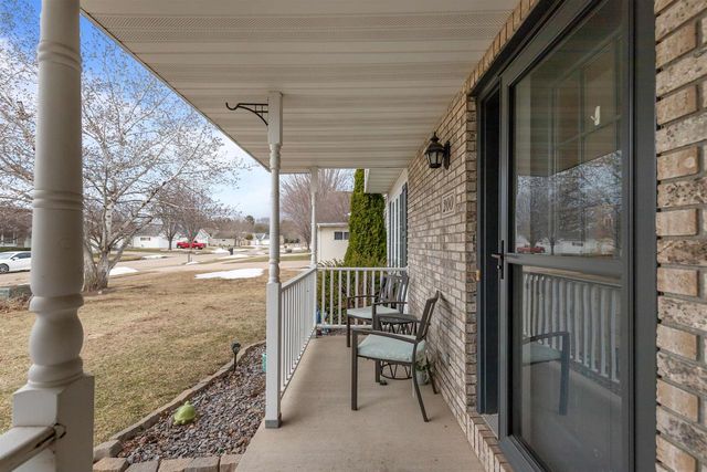 200 FOX FIRE DRIVE, Oshkosh, WI 54904