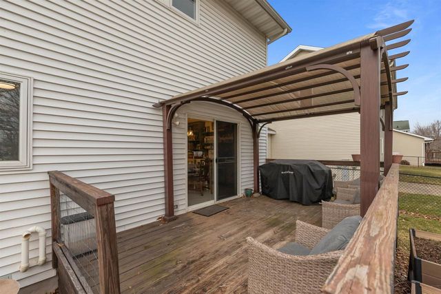 200 FOX FIRE DRIVE, Oshkosh, WI 54904