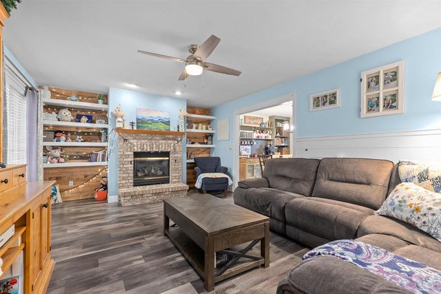 200 FOX FIRE DRIVE, Oshkosh, WI 54904