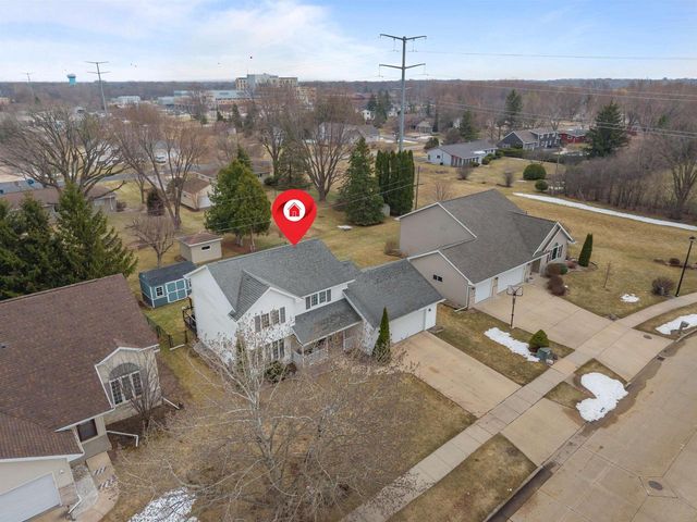 200 FOX FIRE DRIVE, Oshkosh, WI 54904