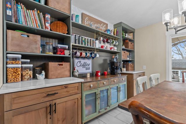 200 FOX FIRE DRIVE, Oshkosh, WI 54904