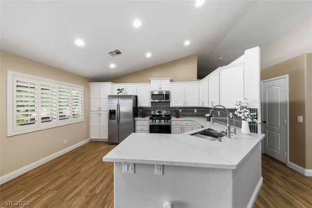 689 Mineral Hill Lane, Henderson, NV 89002