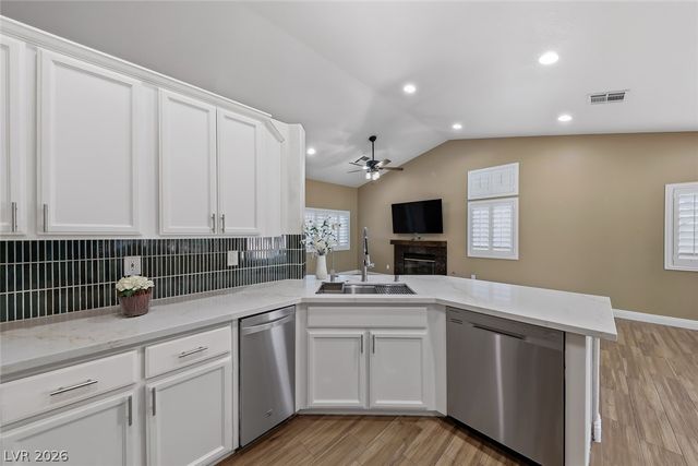 689 Mineral Hill Lane, Henderson, NV 89002