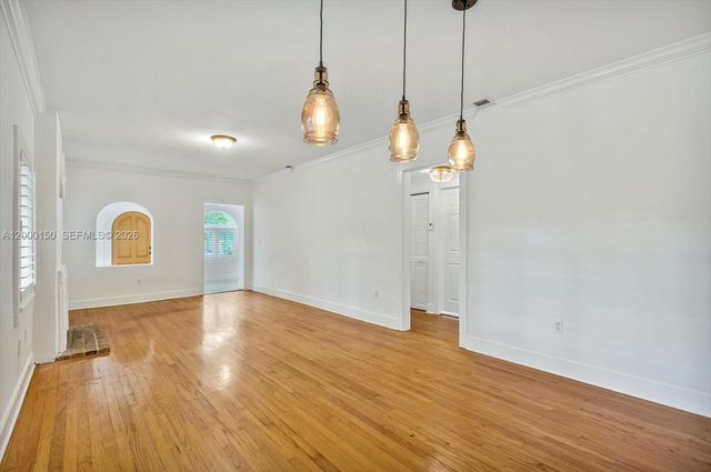 1102 Genoa St, Coral Gables, FL 33134