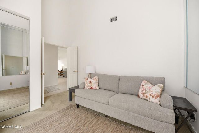 2379 Leeward Circle, Westlake Village, CA 91361