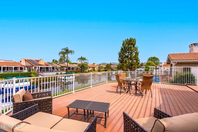 2379 Leeward Circle, Westlake Village, CA 91361