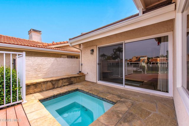 2379 Leeward Circle, Westlake Village, CA 91361