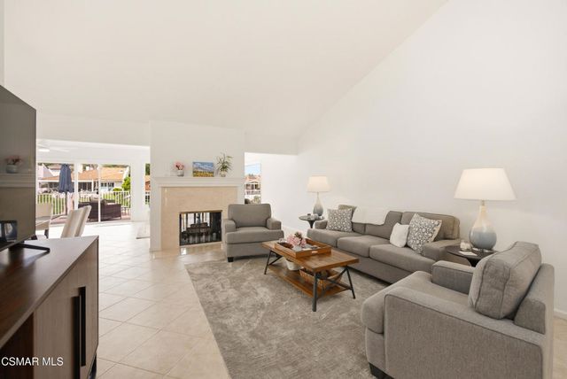 2379 Leeward Circle, Westlake Village, CA 91361