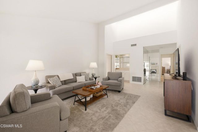 2379 Leeward Circle, Westlake Village, CA 91361