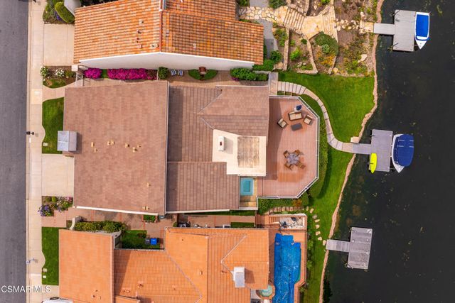 2379 Leeward Circle, Westlake Village, CA 91361