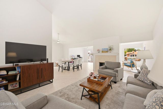 2379 Leeward Circle, Westlake Village, CA 91361