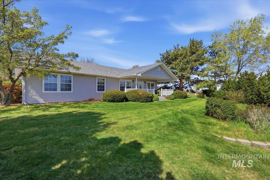5605 Sunset Road, Fruitland, ID 83619 photo 2