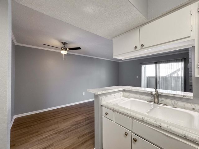 260 El Dorado Boulevard 2413, Houston, TX 77598