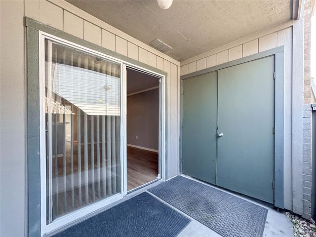 260 El Dorado Boulevard 2413, Houston, TX 77598