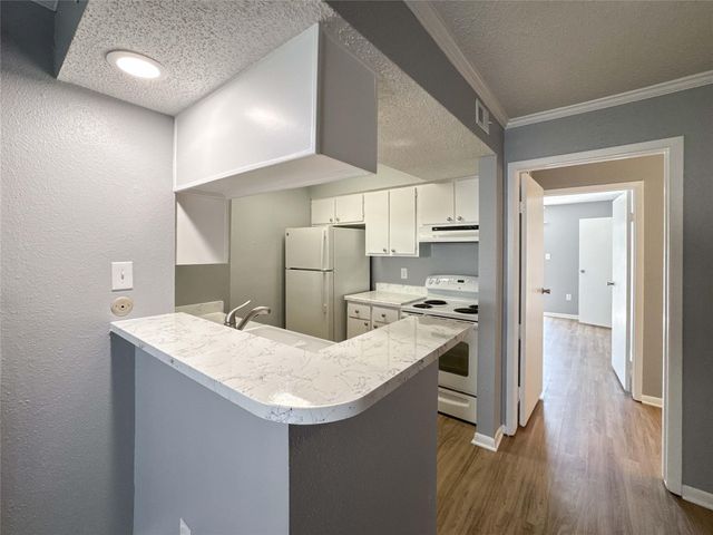 260 El Dorado Boulevard 2413, Houston, TX 77598