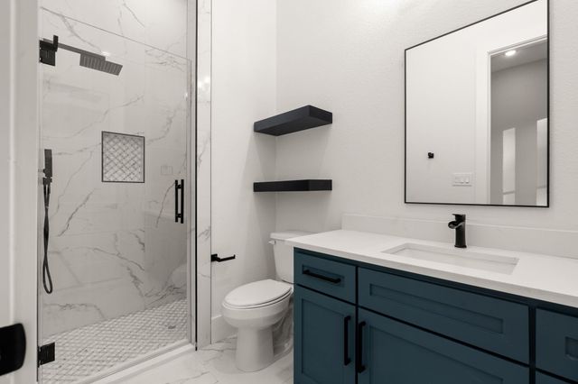 202 Victoria Court, Montgomery, TX 77356