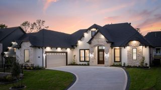 202 Victoria Court, Montgomery, TX 77356