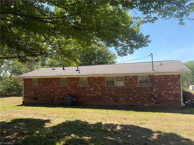 2387 Ashley Loop, Reidsville, NC 27320