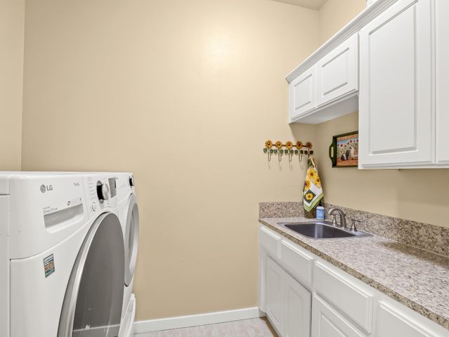 16787 Paula Road, Madera, CA 93636