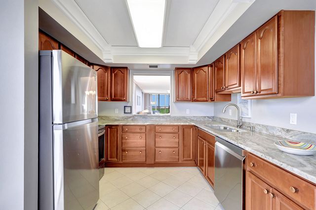 5059 N Hwy A1a 701, Fort Pierce, FL 34949