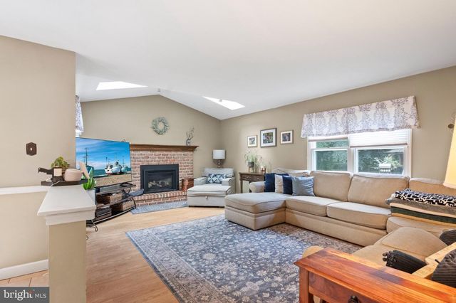 10 SHADY HOLLOW, Reading, PA 19607